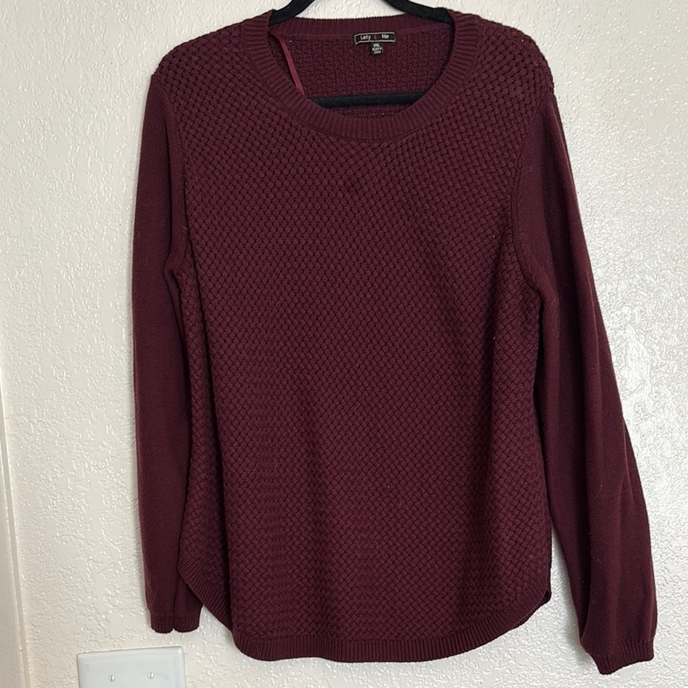 Maroon Crew Neck Sweater with Textured Knit